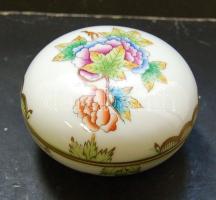 Herendi jelzéssel ellátott Viktória-mintás porcelán bonbonier / Herend chinaware bonbonier 8 cm
