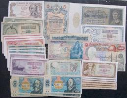 32db vegyes külföldi bankjegy tétel, közte szép darabokkal T:vegyes