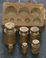 8 db-os régi réz súlykészlet (2 db hiányzik)