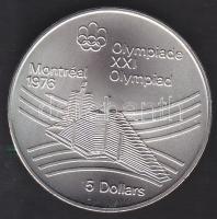 Kanada 1976. 5$ Ag "Montreali olimpia - olimpiai falu" T:1