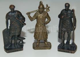 3 db kis bronz katona: római és hun / 3 bronze soldiers