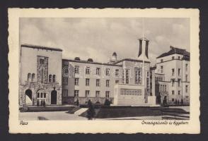 Pécs Országzászló és az Egyetem (EB)