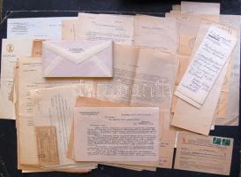 cca 1920-1940 Dr. Sárkány Lajos ügyvéd levél-hagyatéka, benne számos érdekes aláírással, fejléces számlával, judaika témájú nyomtatvánnyal, összesen kb 80 db