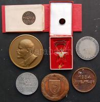 5klf emlékérem díszdobozban + "Kiváló Dolgozó" kitüntetés + Lenin kitűző és asztali dísz