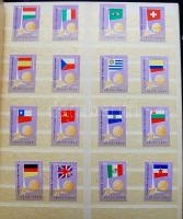 kb. 420 db külföldi és magyar gyufacímke sorozatokkal + 7 db vágatlan