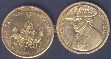 Németország 1991. "200 évs a Brandenburgi Kapu" aranyozott fém emlékérem T:PP + Németország DN "II. Frigyes" aranyozott fém emlékérem T:PP
