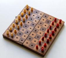 Kis fa útazó sakk készlet / Travelling chess kit