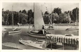 Balatonkenese Fővárosi Üdülőhely vitorlás-kikötő photo