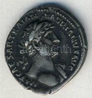 Római Császárság HADRIANUS 117-138. "P M TR P COS III / Ülő Concordia" Denar Ag T:2-