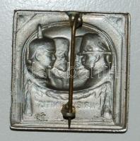 Ausztria 1915. I. Világháborús kitűző a Központi hatalmak vezetőivel, felirat "Viribus Unitis&q...