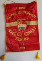 A központi KISZ szervezet kiváló szakszervezet és KISZ szervezet zászlója 2 db 35x50 cm