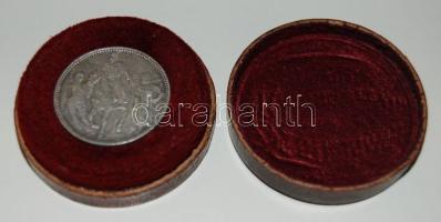 1896. 1K Ag "Milleniumi Koronaérem" T:2- eredeti díszdobozban! T:2-