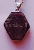 Ezüst (Ag) nyaklánc Sri Lanka-i nyers rubin (~100K) medállal 36,1 gr