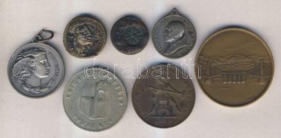 Kis vegyes tétel közte:XII. Pius medál, diákolimpiai emlékérem 1962, BNV 1972 Budapest emlékérem, 19...