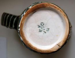 Gorka Géza jelzéssel ellátott kancsó 20 cm magas