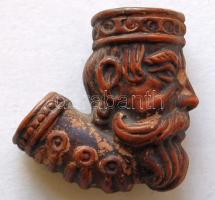 Kézzel faragott arcot ábrázoló tajtékpipa 6 cm