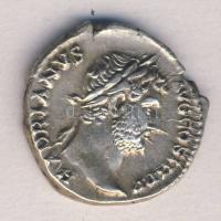 Római Császárság HADRIANUS 117-138. "NILVS" Denar Ag T:2 pici kitörés
