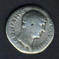 Római Császárság HADRIANUS 117-138. "ADVENTVS AVG" Denar Ag T:3