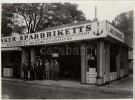 1944 Budapesti Nemzetközi Vásár hivatalos fotók 4 db Harsányi fotó a kormányzó látogatásáról / Budap...