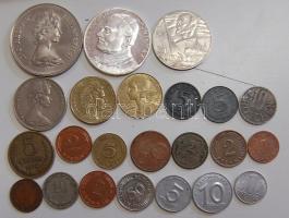 21klf pénzérme (Ausztria, Németország, Szovjetunió...) T:2,3 + II.János Pál pápa emlékérem T:2 + Nagy-Britannia 1972. "Erzsébet és Fülöp" emlékérem T:2 apró ph.