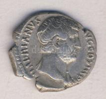 Római Császárság HADRIANUS 117-138. "FIDES PVBLICA" Denar Ag T:2- ph