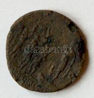 Római Császárság HADRIANUS 117-138. "EXERC DACICVS SC / Pódiumon álló Hadrianus 4 katonával&quo...