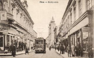 Pécs Király utca Spiegel József cipészüzletével, Molnár János csemege boltjával és villamos megállóval