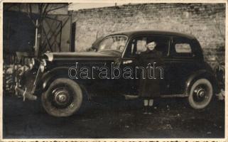 Mercedes automobile photo (Rb)