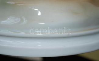 Zsolnay jelzéssel ellátott kézzel festett medvéket ábrázoló porcelán dísz, 4 cm-es mikrorepedés a ta...