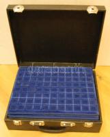 Régi aktatáska 10db különféle méretű éremtartó tálcával T:használt