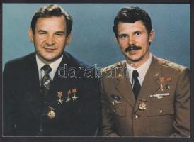 Farkas Bertalan sajátkezű aláírása képeslapon