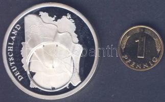 Németország cca 1990. "Európai valuták" Ag emlékérem kivehető 1983-as 1Pf T:PP