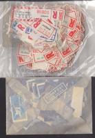 168 db külföldi légiposta címke + 371 db ragjegy