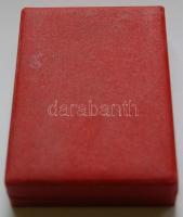 DN Kiváló dolgozó kitüntetés 8 ágú csillag formában, miniatűrrel és eredeti adományozó dísztokban T:...