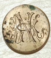 Régi monogrammos mandzsettagomb