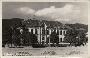 Naszód school photo