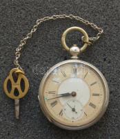 Ezüst kulcsos zsebóra sorszámmal ellátva, működőképes és szép állapotban
