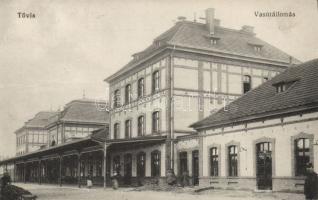 Tövis Railway Station