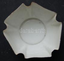 ~1860 Aranyozott és virág mintával díszített cseh porcelán tál / Czech chinaware tray 7x15x15 cm