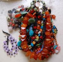 25 db féldrágakő nyaklánc + 25 db féldrágakő fülbevaló : korall, tenyésztett gyöngy, ametiszt, achát, jáspisok, borostyán, füstkvarc, lapis lazuli, stb.