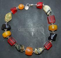 Multicolor nyaklánc ezüst szerelékkel: fekete korall, borostyán, stb.