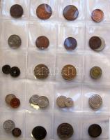 Hobbi gyűjtemény albumba rendezve az ókortól napjainkig a világ minden tájáról, szép darabokkal, érd...