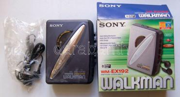 Sony WM-EX192 típusú walkman eredeti dobozában, leírással és fülhallgatóval