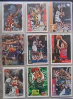 612 darabos kosárlabda-kártya gyűjtemény, hozzáillő tokban