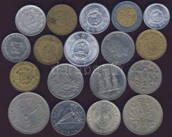 Kis 18db-os hagyaték külföldi fémpénztétel T:vegyes