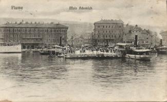 Fiume Adamich Molo with steamships