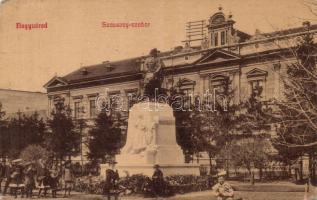 Nagyvárad Szacsvay statue