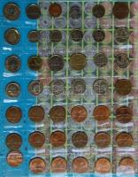 Tartalmas érme gyűjtemény, négy mappába rendezve, precízen katalogizálva, az elválasztólapokon felso...