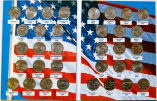 Tartalmas érme gyűjtemény, négy mappába rendezve, precízen katalogizálva, az elválasztólapokon felso...