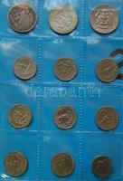 Tartalmas érme gyűjtemény, négy mappába rendezve, precízen katalogizálva, az elválasztólapokon felso...